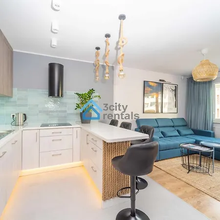 Bright And Blue 3city With Balcony In By Renters Apartment