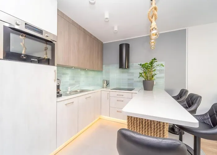 Apartamento Bright And Blue 3city With Balcony In By Renters *